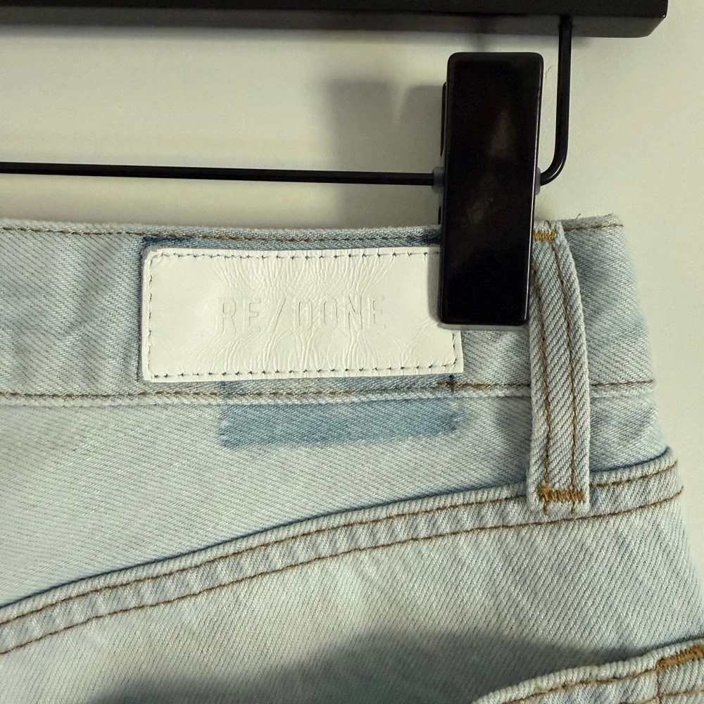 $295 Re/Done 90s High Rise Loose Bleach Destroy - 25
